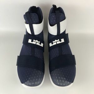 NEW lebron soldier 10 navy blue size 17